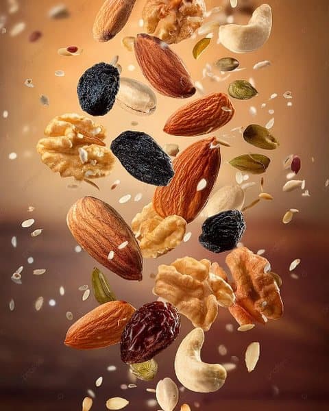 Mixed Nuts and Dates Pack, 500 g